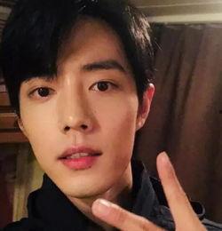 肖战视频爆料是真的吗,真相揭秘，是真是假？